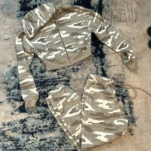 Flirtitude sweatsuit